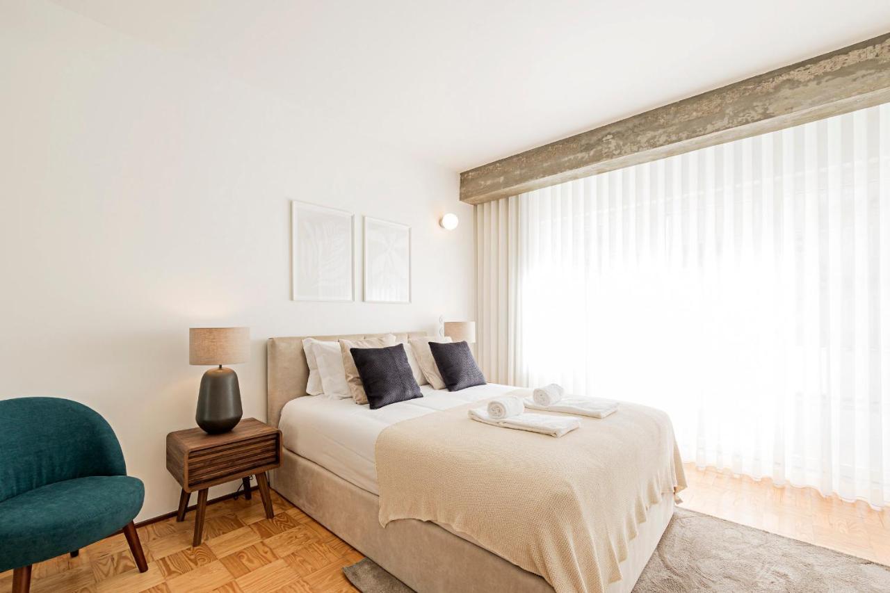 Ceuta Studio Apartments By Lovelystay Porto Exterior photo