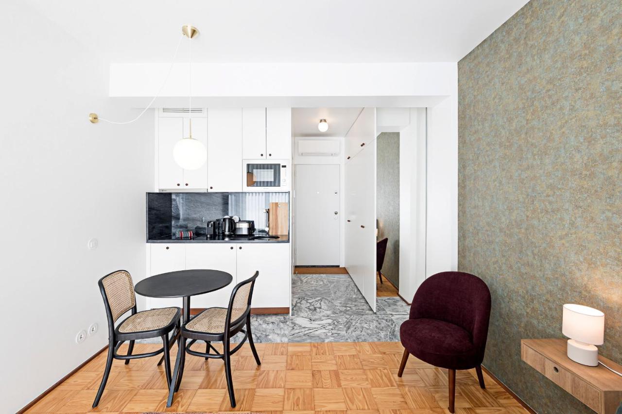 Ceuta Studio Apartments By Lovelystay Porto Exterior photo